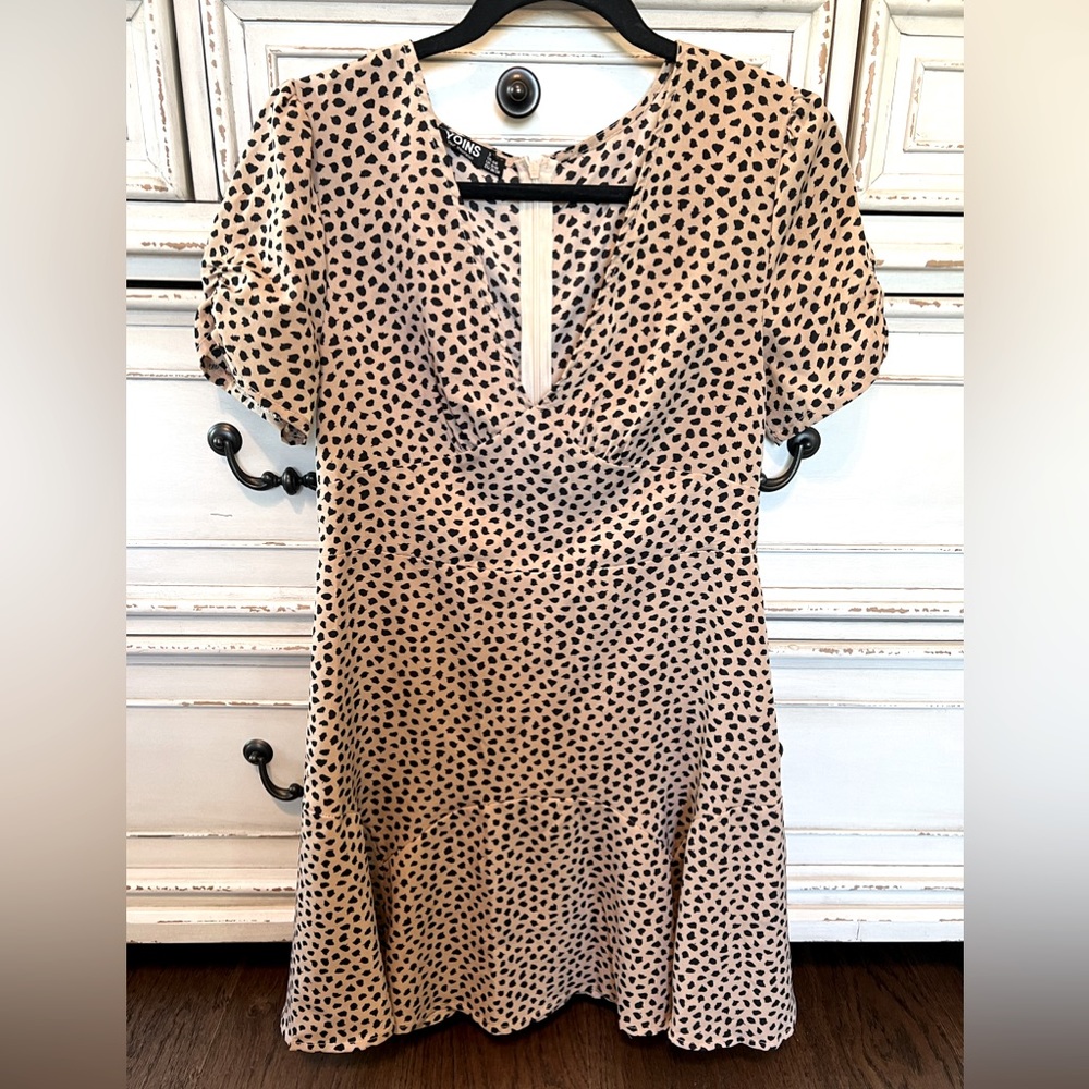Yoins Short Sleeve Print Dress. Size M. NWOT